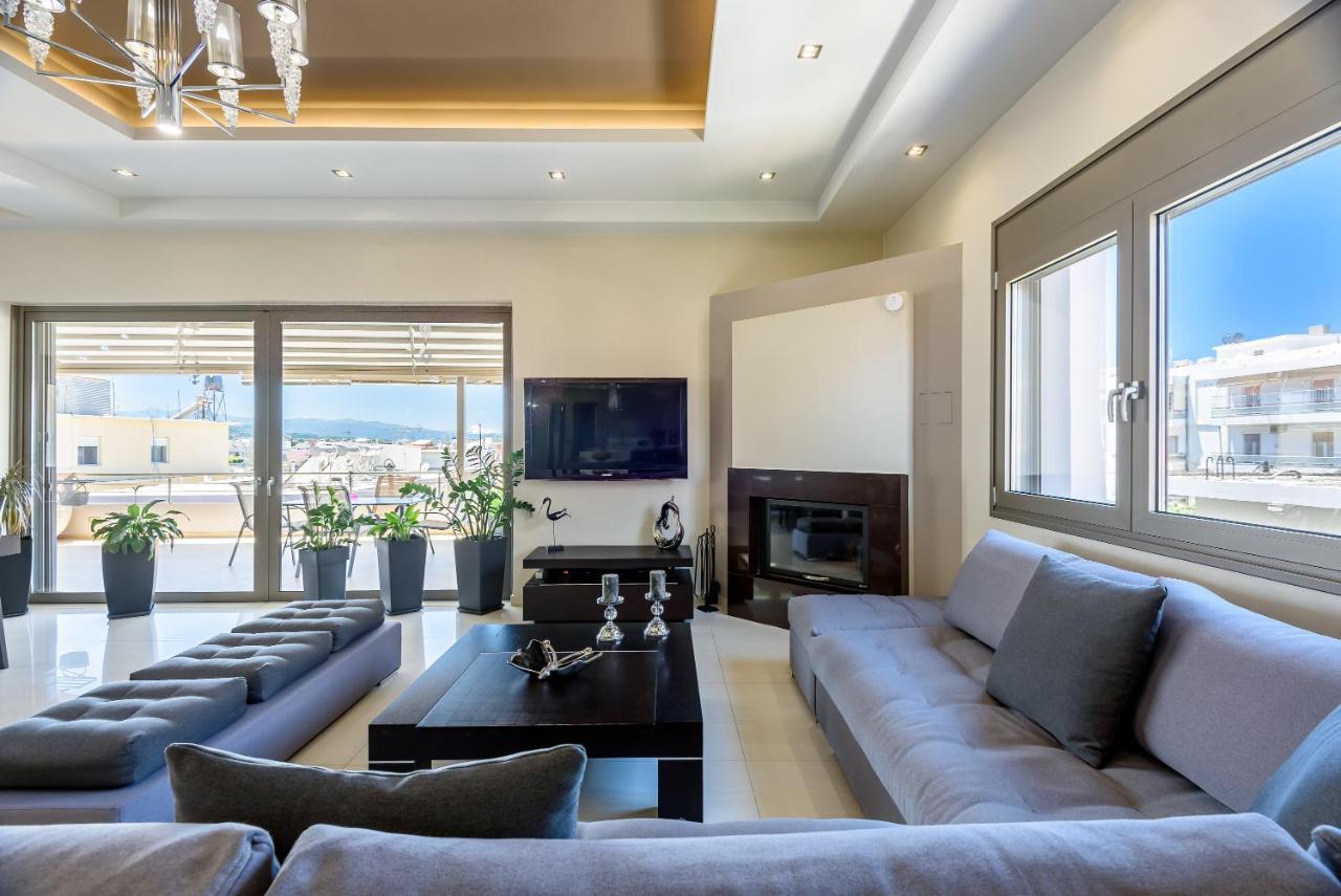 Luxury Villa In City Center With Rooftop Swimming Pool La Canea Esterno foto