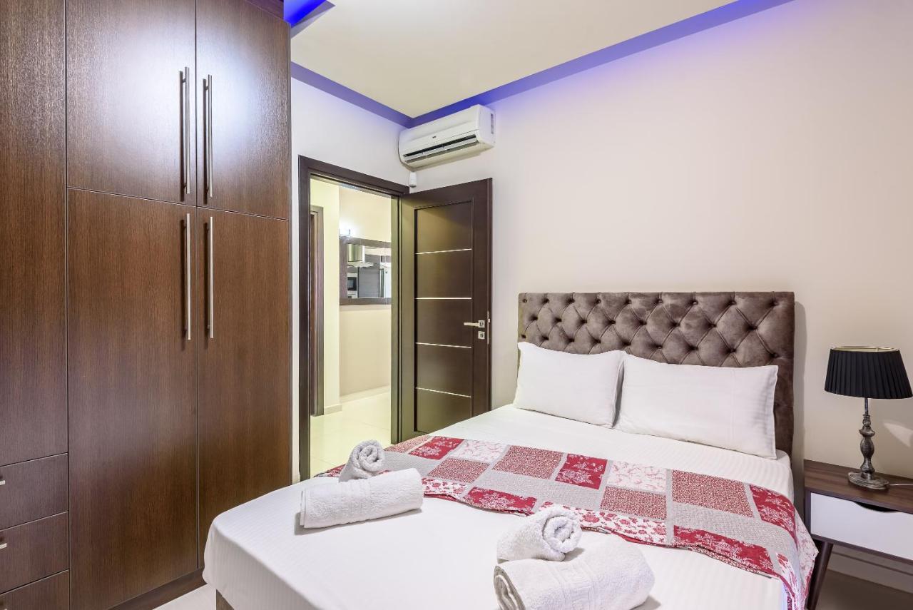 Luxury Villa In City Center With Rooftop Swimming Pool La Canea Esterno foto