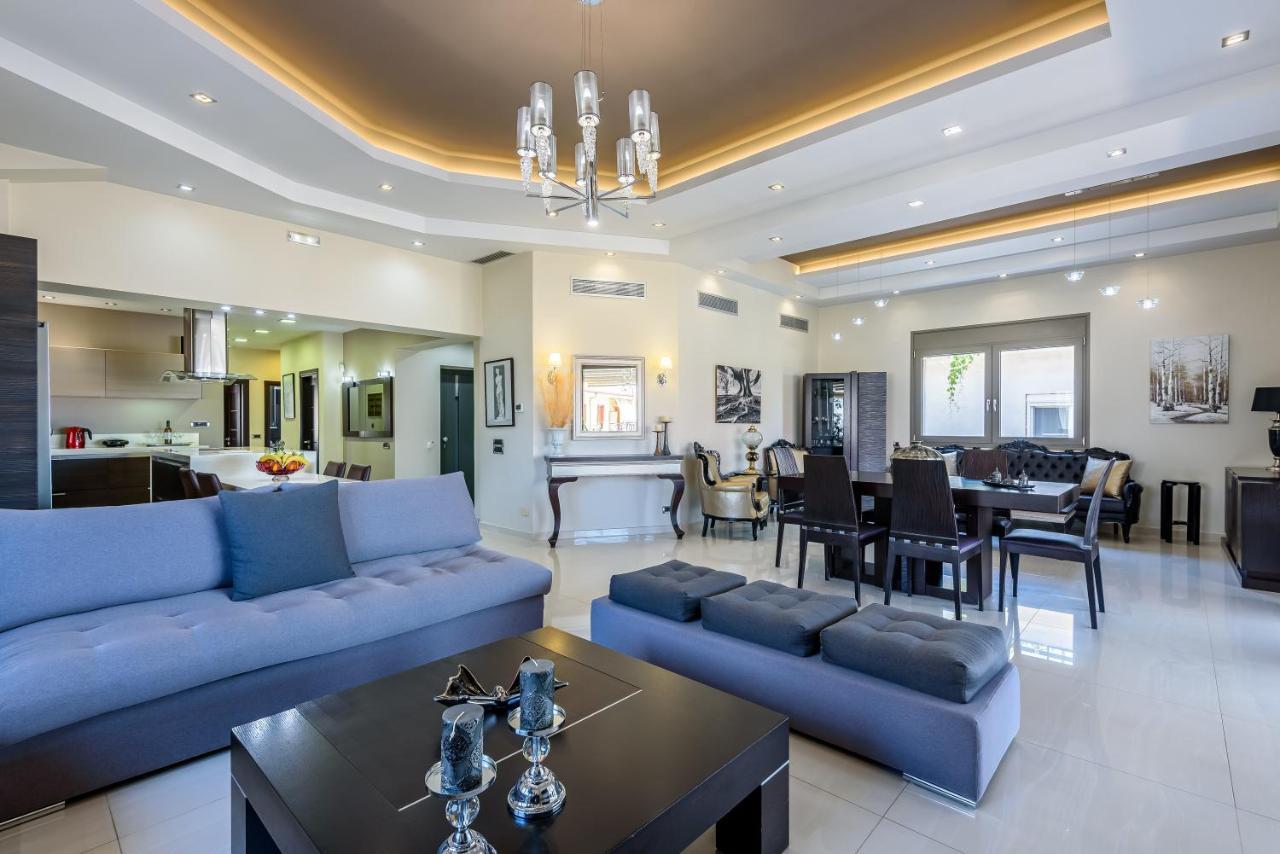 Luxury Villa In City Center With Rooftop Swimming Pool La Canea Esterno foto