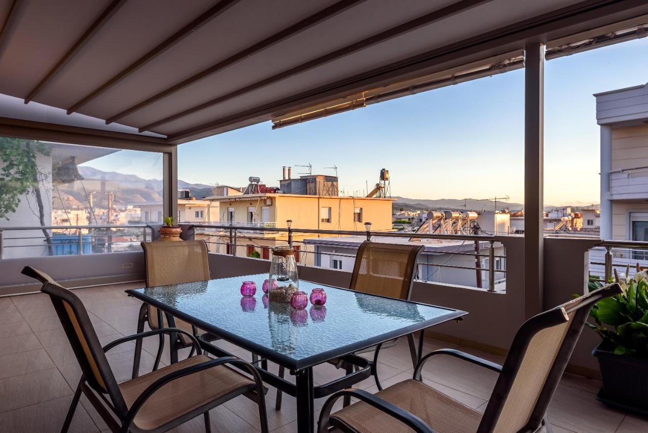 Luxury Villa In City Center With Rooftop Swimming Pool La Canea Esterno foto