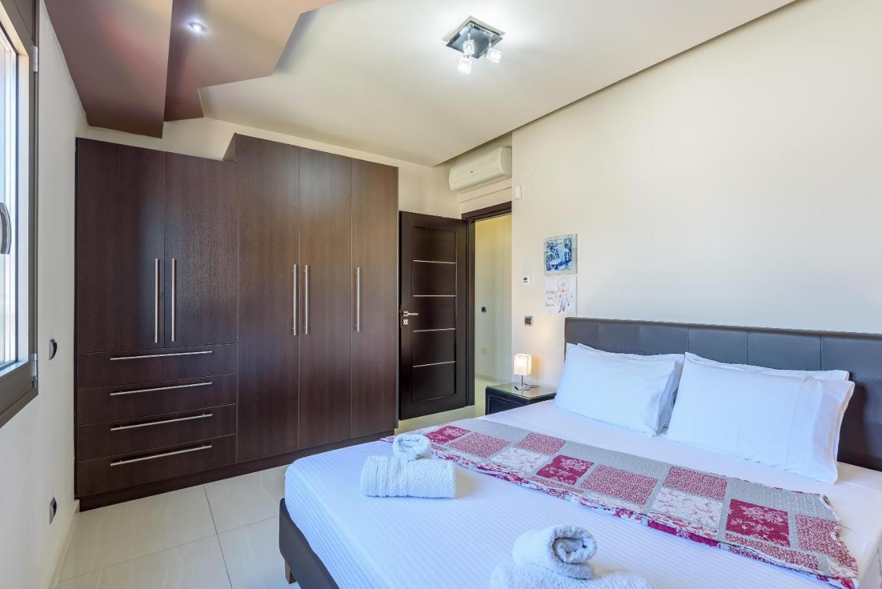 Luxury Villa In City Center With Rooftop Swimming Pool La Canea Esterno foto
